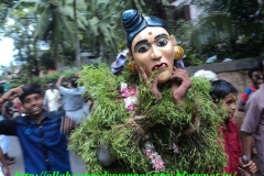 Kummatti Thalla
