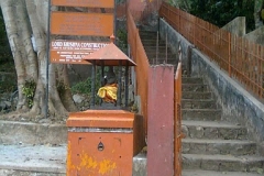 Steps to Parakovil