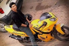 sushant-rajput-singh-first-bike-using-tuition-money