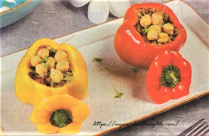 Stuffed capsicum with sprouted vegetables