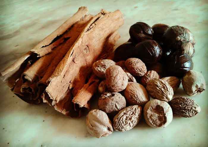 Say ‘Go…. Green’ to your skin – Some natural beauty products for a glowing skin