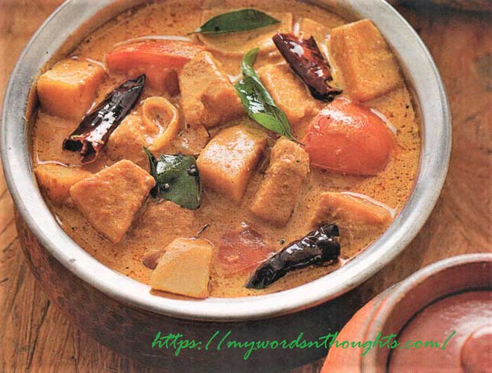 Kadachakka Paal Curry (Bread Fruit Coconut Milk Curry)