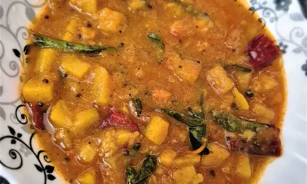 Simple Banana – Yam Curry – Kerala Recipe