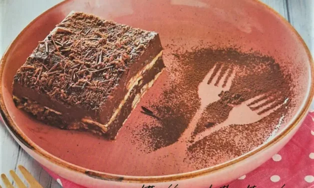 Chocolate Biscuit Layers
